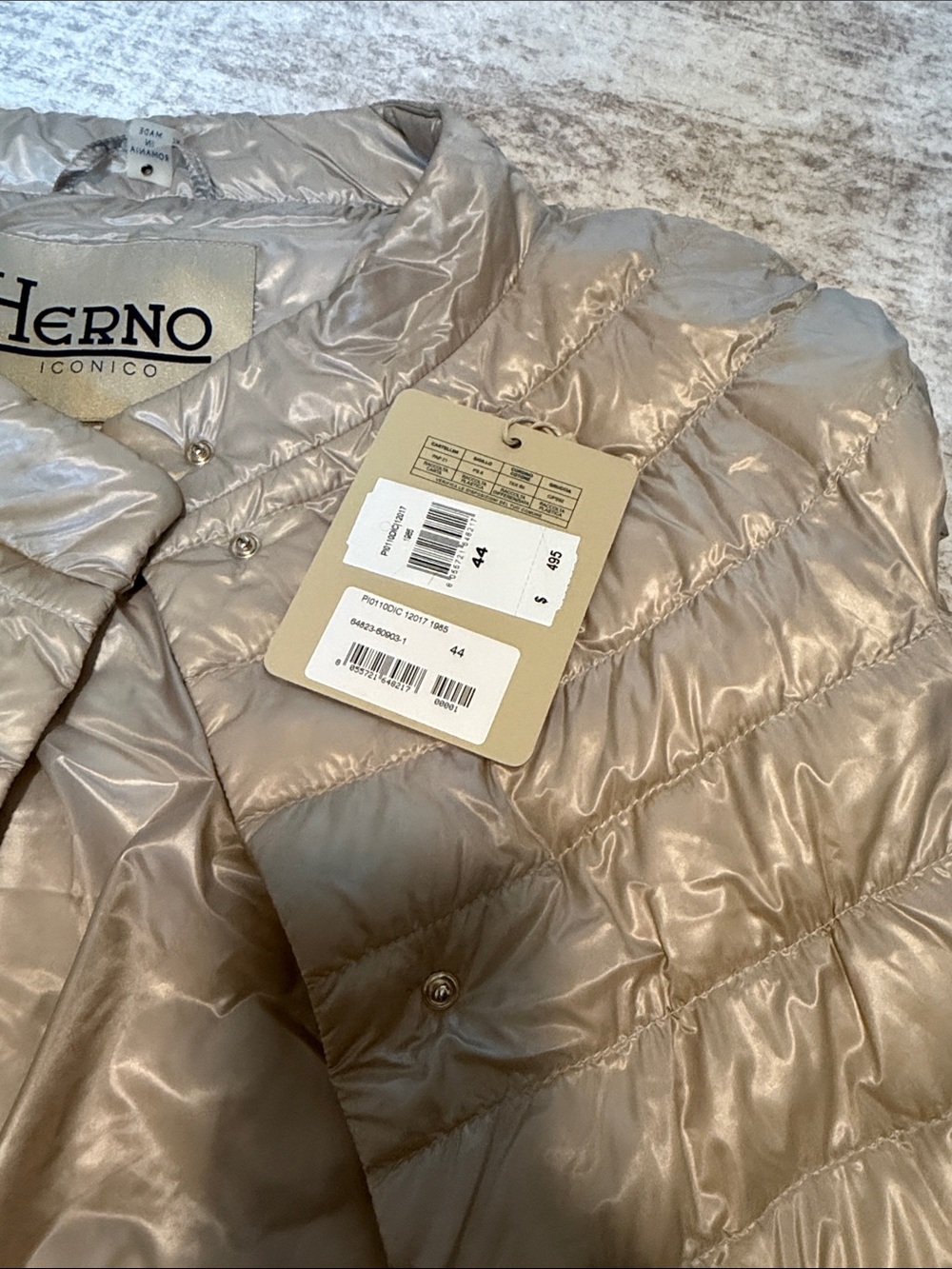 Herno Iconica Emelia Cap Sleeve Short-Sleeve Puffer Jacket in Tortura, Size 44 - Picture 7 of 8